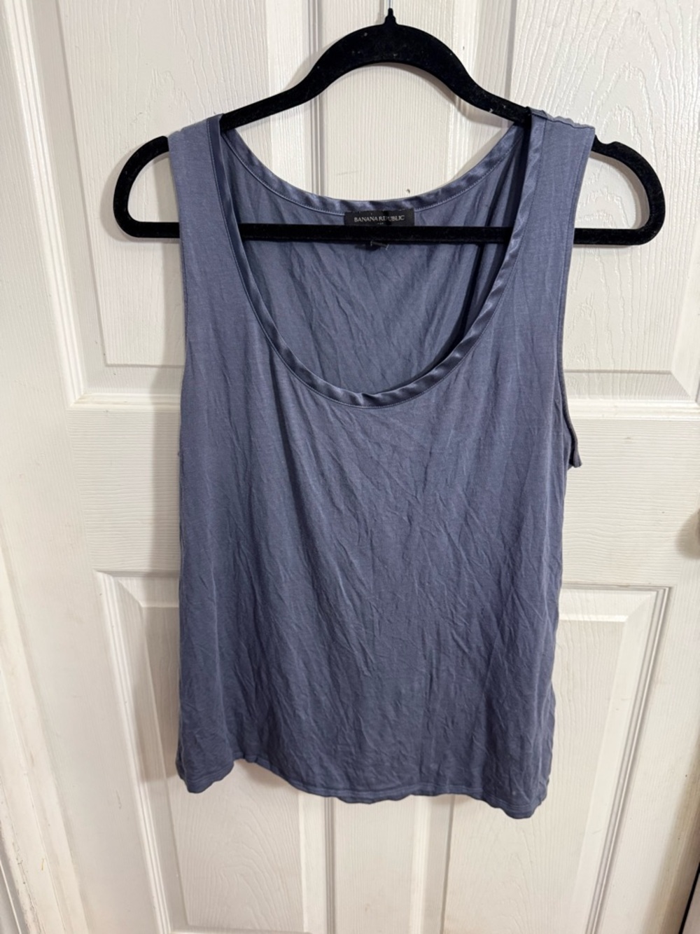 Banana Republic Women's Dusty Blue Scoop Neck Tank